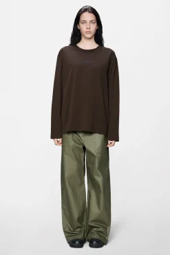 Classic Long Sleeve T-shirt Rains