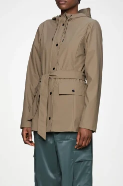 Curve Jacket